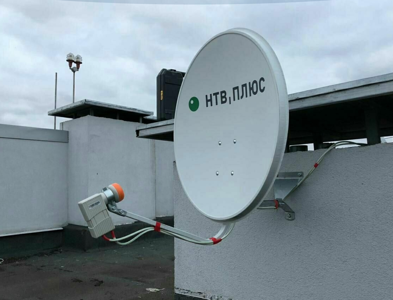 Установка спутниковой антенны НТВ плюс в Мочище новосибирский городской округ